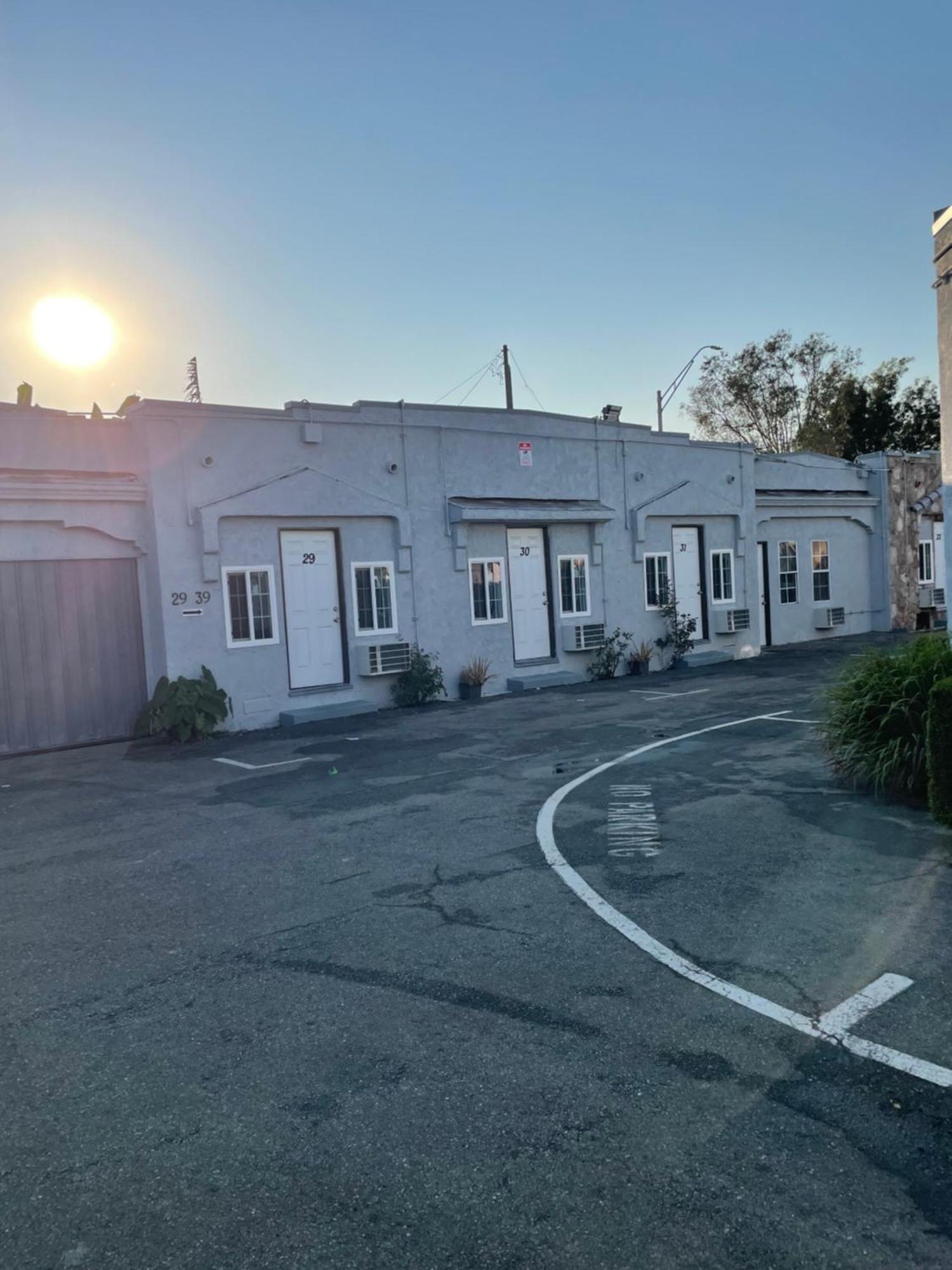 Monterey Motel Лонг Бийч Екстериор снимка